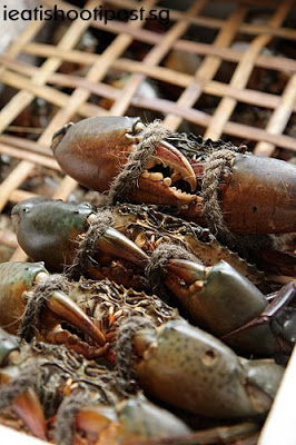 Eng Seng Restaurant: Ring Up First or No Crabs for You