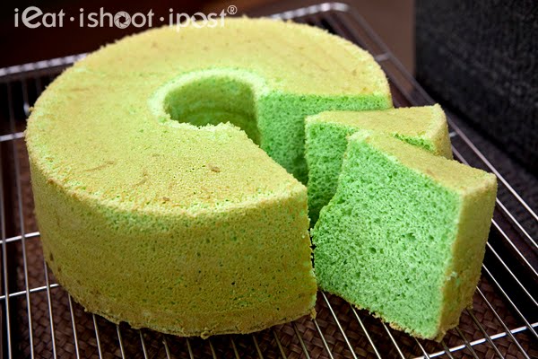 Pandan Chiffon Cake