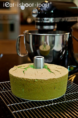 Pandan Chiffon Cake