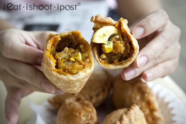 Open Curry Puffs