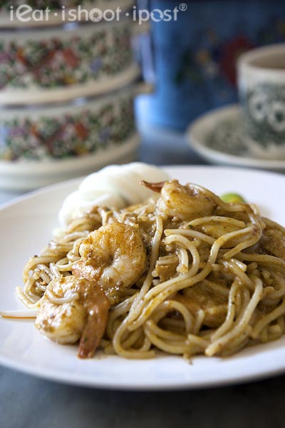 Laksa Goreng $6.90