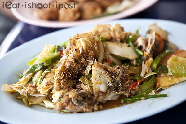 Stir Fried Fish Head with Bittergourd $13