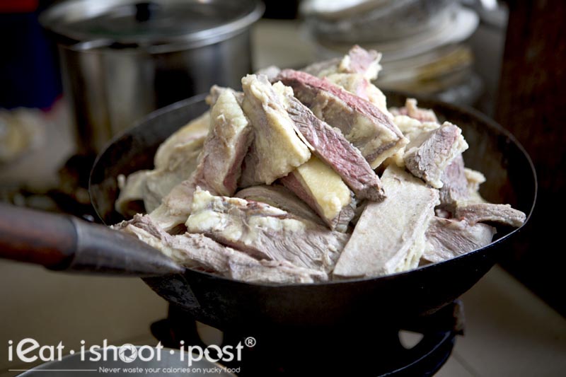 Beef Brisket ready to be transformed into Ngou Lam