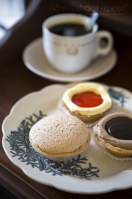 Almond Macaron Tart $1.70