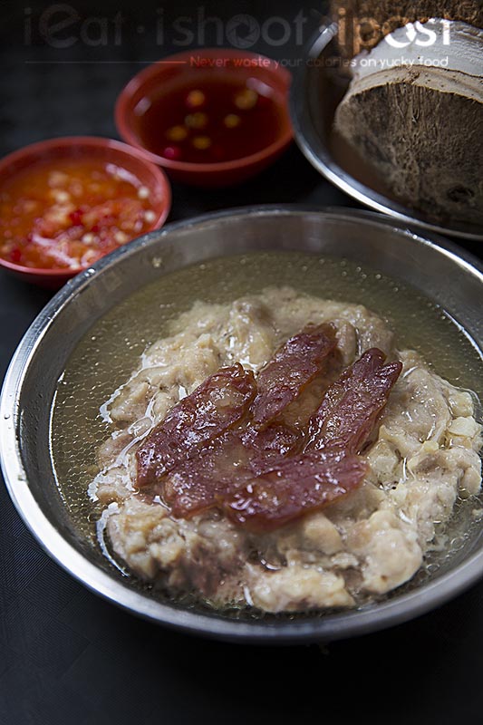 Steamed minced chicken $3.50 (with rice)