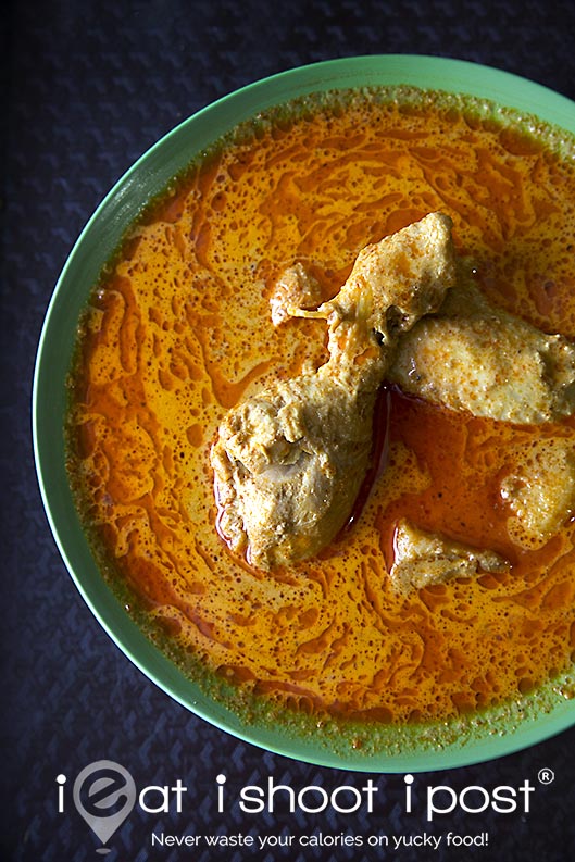 Curry Chicken $3.70