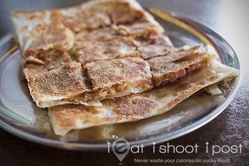 Luncheon-Meat-Chicken-Floss-Prata