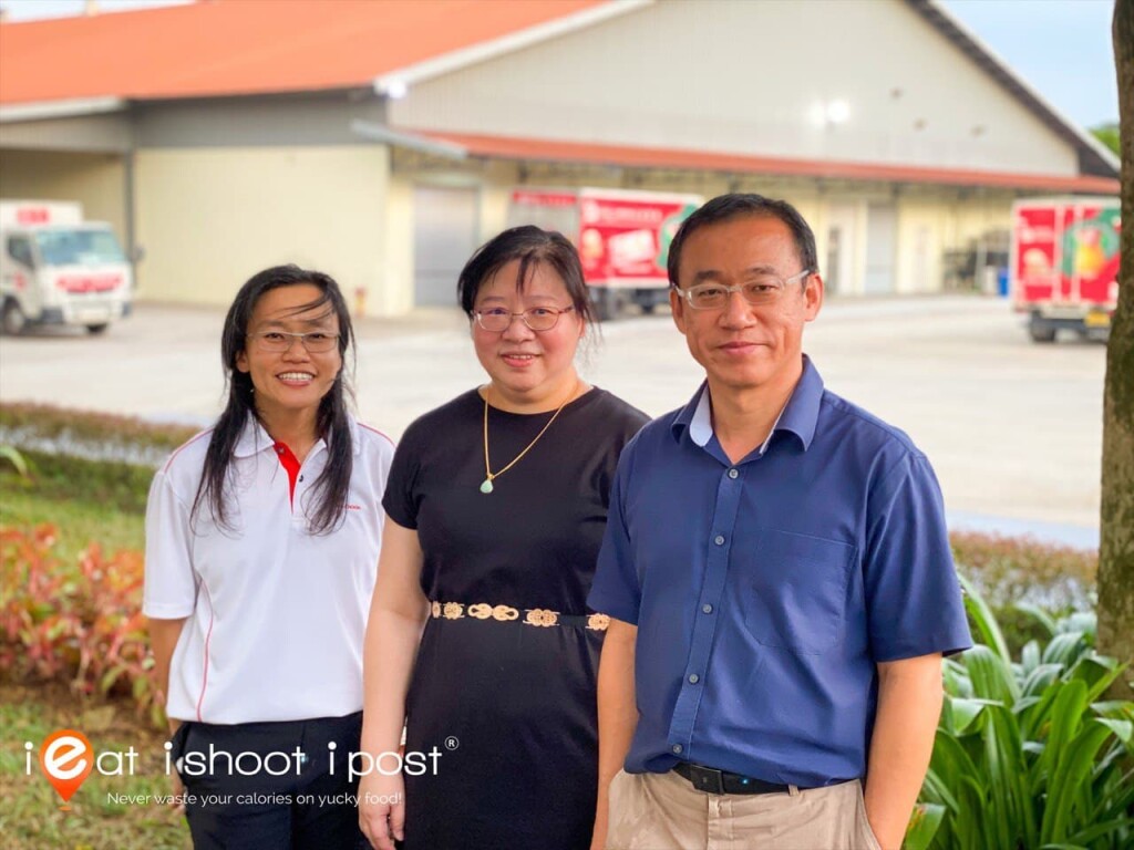 Second Generation Owners of Seng Choon Farm (Left to Right - Ms CP Koh Farm Manager, Ms KM Koh, Mr Koh Yeow Koon (CEO)) Elder sister was unavailable during photo taking.