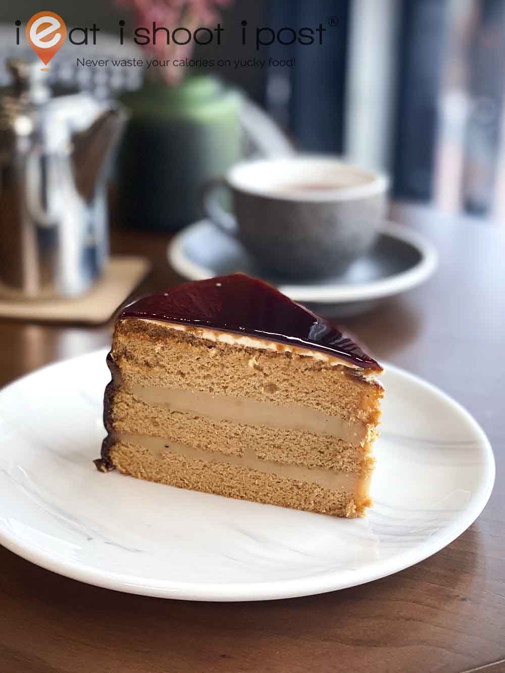 Gula Melaka Cake