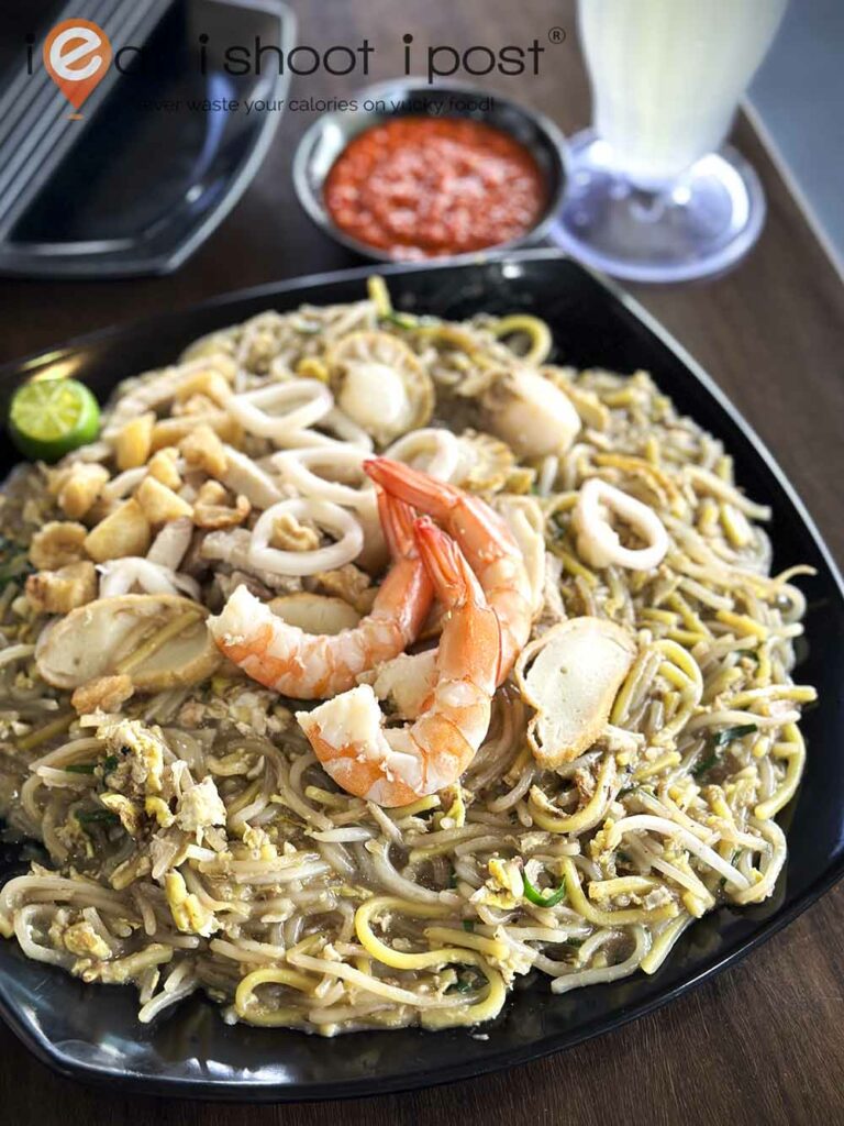 Hokkien Mee at Prawnography - ieatishootipost