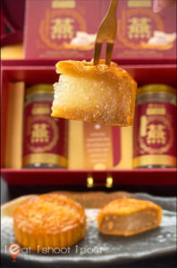 Eu Yan Sang's Bird's Nest Mooncake