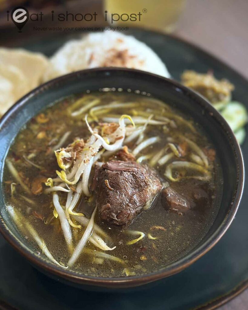 sup buntut (oxtail soup)